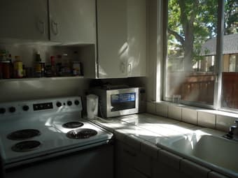1summer BR sublet in 3BR, 2-floor house of EV lowrise in Stanford 1