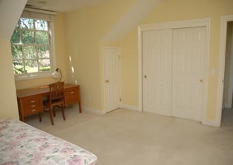 Room available in lovely Los Altos home - 10 min bike ride to campus 1