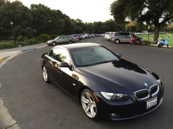 2008 BMW 328i hard top convertible 1