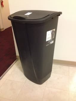 Swing top waste paper bin 1