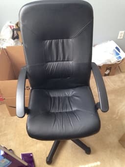 Desk chair 20$ 1
