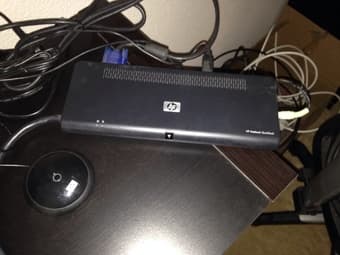 HP monitor 21" with dock, wireless keyboard and mouse - 80$ 3