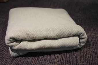 Green Queen Sized Blanket $15 1