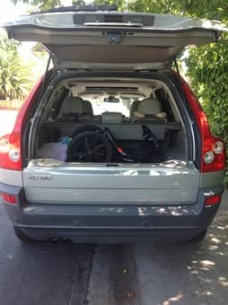 2005 XC90 2.5T Siliver 2WD, Memory Seats, Privacy Glass, $11500 3