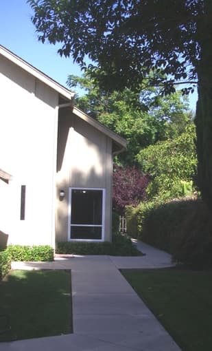 $1100 Spacious 16 X 12 Rm in 4bd/2ba house (palo alto) 2