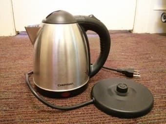 Cordless electric kettle - $15 1