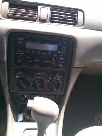 2001 Toyota CAMRY 4D 2WD LE for 4500 dollars 1