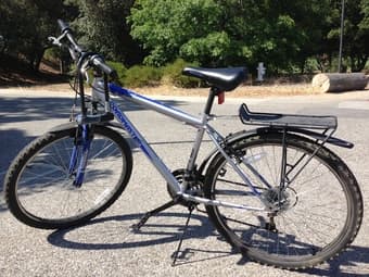 18-Speed Roadmaster Bike with Carrier Rack and Mudguard - $70 1