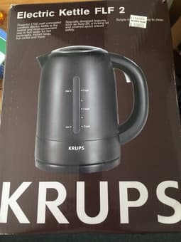 Electric Kettle $25 (orig. $65) and table lamp ($5) 1