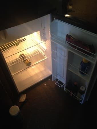MINI FRIDGE, GREAT CONDITION $50 2