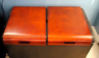 $50 elegant coffee table/storage box 1