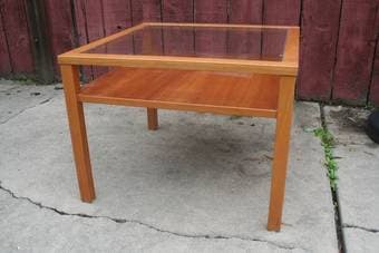 Beautiful mid century danish design side table - $50 1