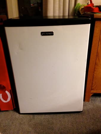 Mini Fridge for sale!!! 1