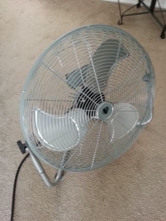 Moving sale - several items at discount! 3
