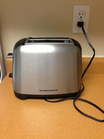 Toaster and electric water kettle $15 1