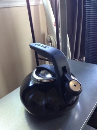 KitchenAid Kettle, black/chrome - $10 (palo alto) 2