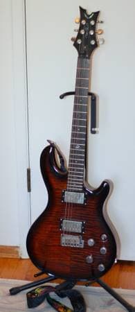 Dean Hardtail Select Electric Guitar - with case - barely used - $300 1