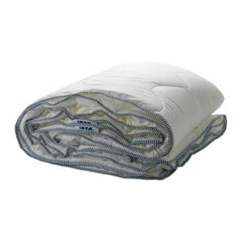 Double quilt - Twin Size: only 6 months old! $50 1