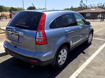 2007 Honda CR-V EX-L FWD w/ navigation - $10,700. Great deal! 2