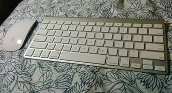 Apple magic mouse and keyboard bundle $90 1