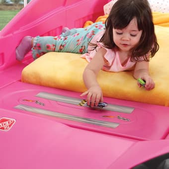 BRAND NEW Step2 Corvette Convertible Toddler to Twin Bed Pink 3
