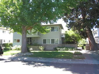 Menlo Park 2-BR/2-BA Apartment Available: August 1 - September 30 1