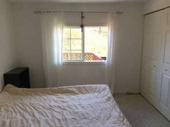 Bright, Airy Room for 1. 8 miles from Stanford for postdoc ... 2