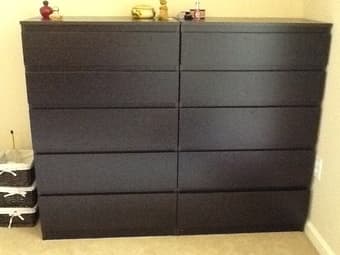 Chest with 5 draws, $40, excellent condition 1