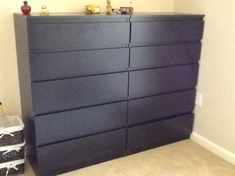 Chest with 5 draws, $40, excellent condition 2
