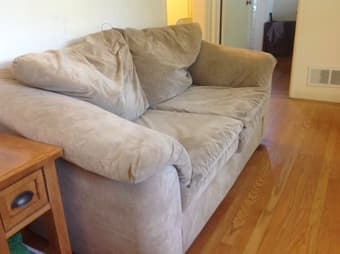 Loveseat 2