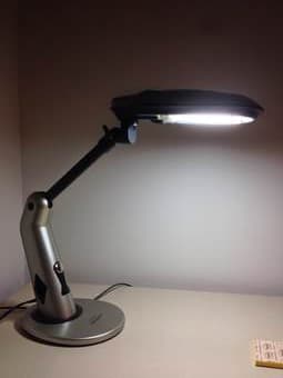 Sunlight desk lamp by Lights of America=20 USD 1