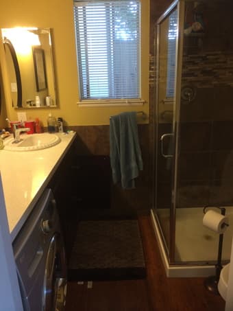 One master bedroom close to Stanford Available! MUST SEE! 3