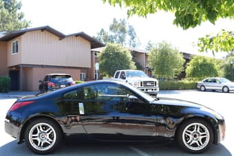 Car for Sale!! Used Nissan 350Z Coupe 2003 $8500 Mileage 103,000 2