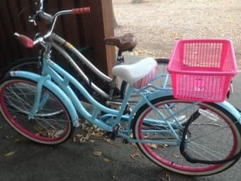 Schwinn Bike (almost new), LOW PRICE(New lock and basket as free gift) 1