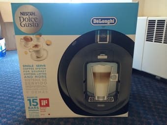Cappuccino / cafe late / espresso maker Nescafé Dolce Gusto $30 1