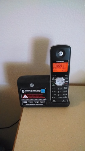 Motorola home phone/answer machine, bluetooth, works on campus 1