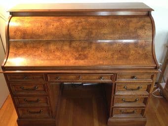 Stunning vintage roll-top desk, solid wood - $375 (redwood city) 1