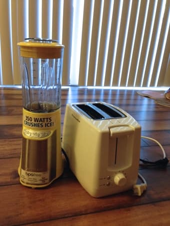 Toaster Blender 2