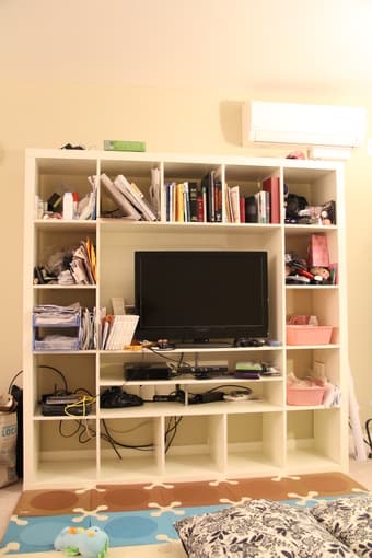 IKEA furniture: TV, TV frame, high chair 2