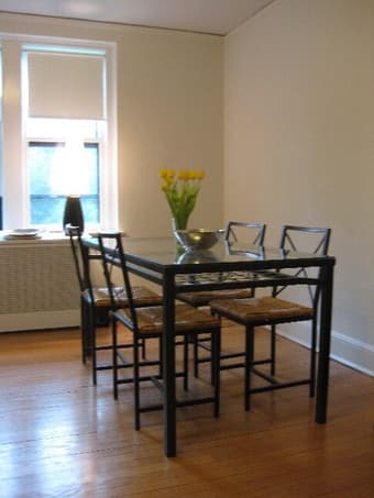 Ikea glass dinning table $65 1