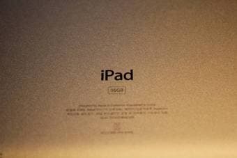 IPAD 3rd generation 16GB $250 3