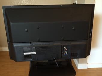 Emerson 32" LED HDTV 3