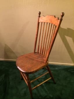 Lovely solid wood table and 4 chairs - must go by Sunday! - $20 3