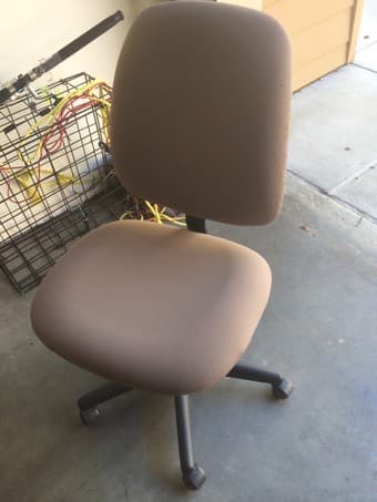 $3 desk chair 2