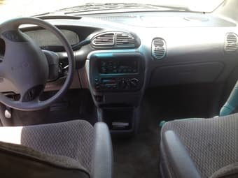 2000 DODGE Caravan 3.3L V6 2