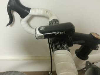 All white Road bike w or w/o accessories $250+ 2