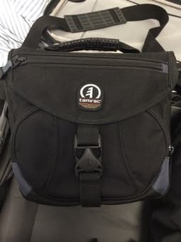 Mint condition Tamrac SLR camera bag - $25 obo 1