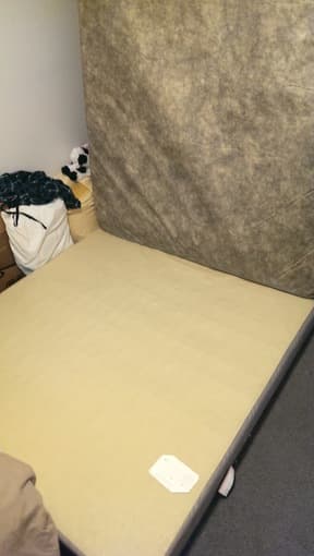 Simmons Queen Mattress - $150 OBO 1