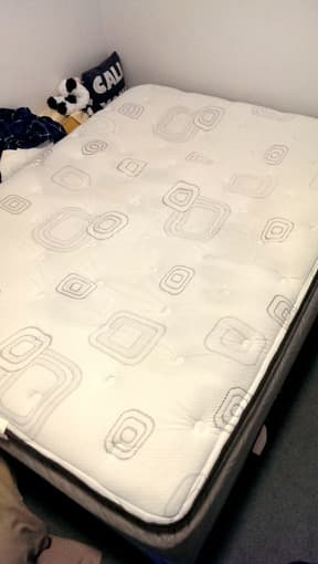 Simmons Queen Mattress - $150 OBO 2