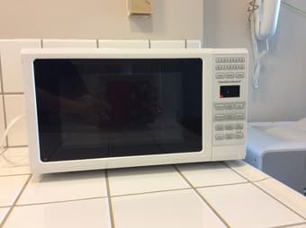 Microwave - great condition - $20 obo 1